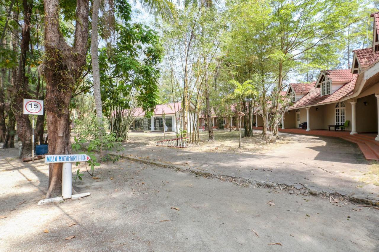 빌라 다니알라 비치 리조트 Kampong Ayer Terjun Pinang 외부 사진